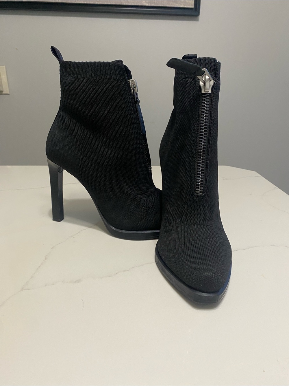 G-Star Raw Women’s Black Knit Ankle Heeled Boots with Exposed Front Zip Size 7